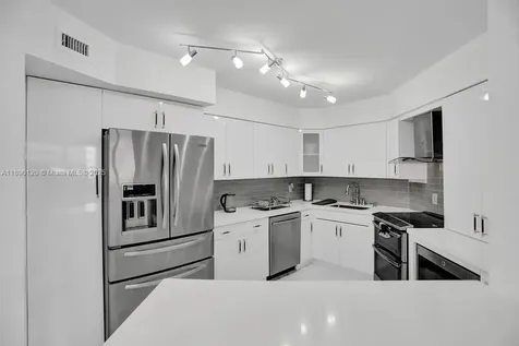 5161 Collins Avenue Miami Beach FL 33140