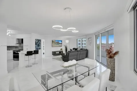 5161 Collins Avenue Miami Beach FL 33140
