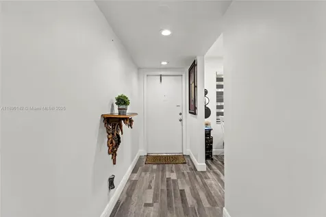 10400 NW 30th Court Sunrise FL 33322