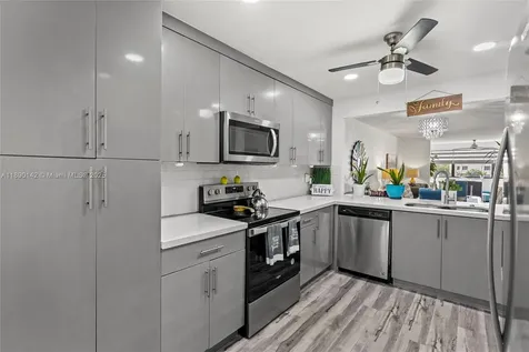 10400 NW 30th Court Sunrise FL 33322
