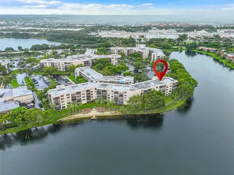 1100 Colony Point Circle Pembroke Pines FL 33026
