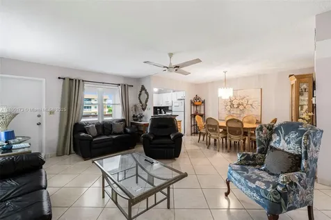 5300 Washington Street Hollywood FL 33021