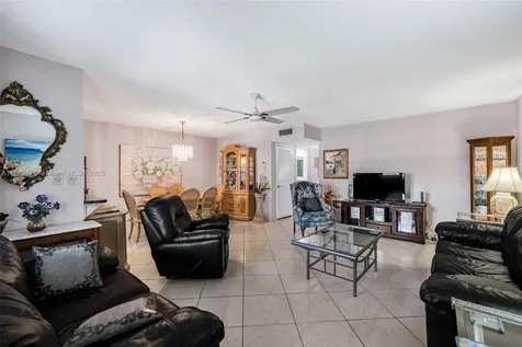 5300 Washington Street Hollywood FL 33021
