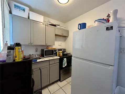 2013 Washington Avenue Opa-Locka FL 33054
