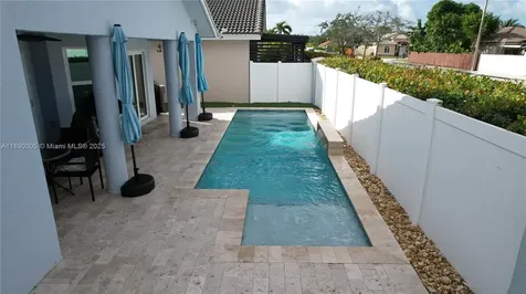 14562 NW 88th Place Miami Lakes FL 33018