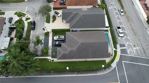 14562 NW 88th Place Miami Lakes FL 33018
