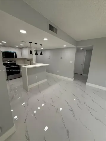9937 Nob Hill Place Sunrise FL 33351
