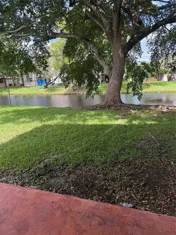 9937 Nob Hill Place Sunrise FL 33351