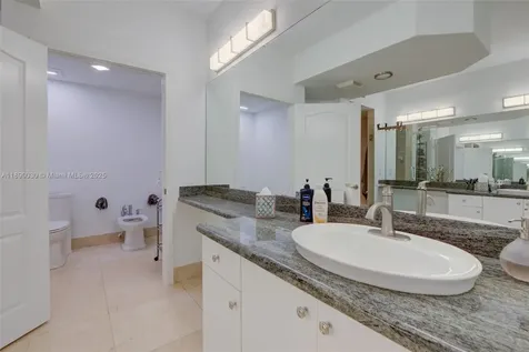 10700 NW 66th Street Doral FL 33178
