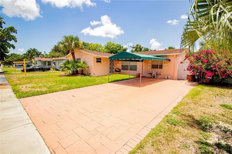 2270 NW 196th Terrace Miami Gardens FL 33056