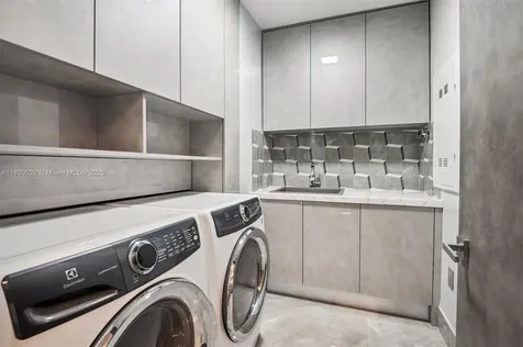330 Sunny Isles Boulevard Sunny Isles Beach FL 33160