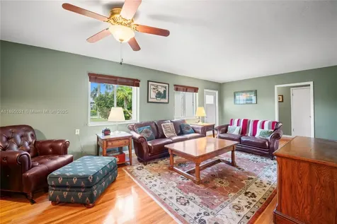 16530 SW 232nd Street Miami FL 33170