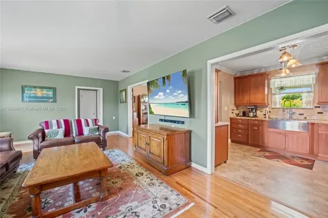 16530 SW 232nd Street Miami FL 33170