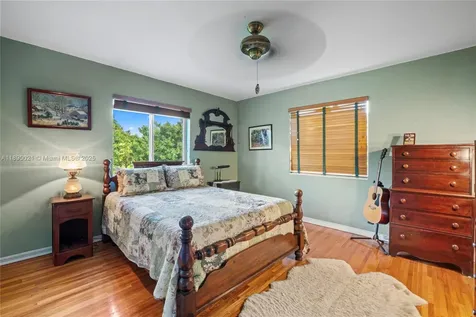16530 SW 232nd Street Miami FL 33170