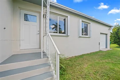 16530 SW 232nd Street Miami FL 33170