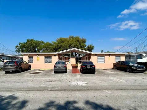 2013 Washington Avenue Opa-Locka FL 33054