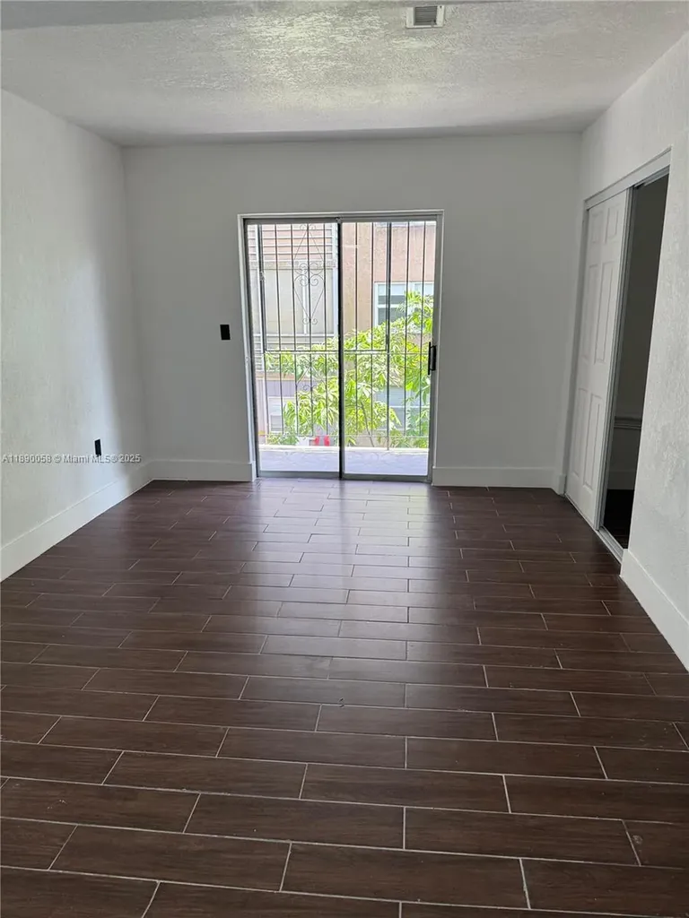 6625 W 4th Avenue Hialeah FL 33012