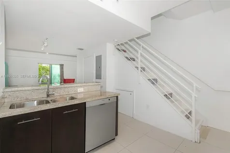 945 Jefferson Avenue Miami Beach FL 33139