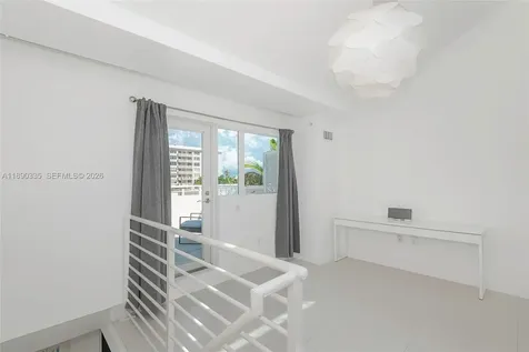 945 Jefferson Avenue Miami Beach FL 33139