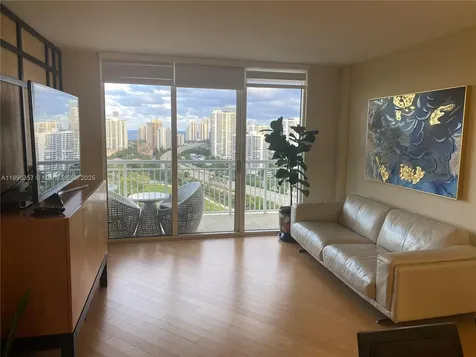 19501 W Country Club Drive Aventura FL 33180