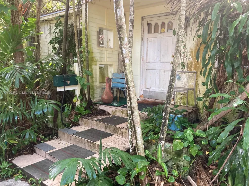 6600 SW 64th Court South Miami FL 33143