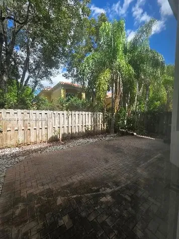 11525 NW 71st Street Doral FL 33178