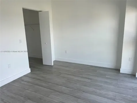 121 NE 34th Street Miami FL 33137