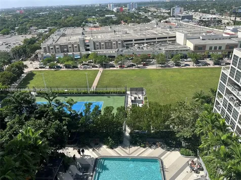 121 NE 34th Street Miami FL 33137