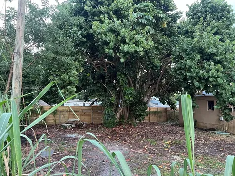 2135 Plunkett Court Hollywood FL 33020