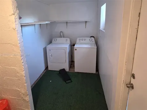 2135 Plunkett Court Hollywood FL 33020