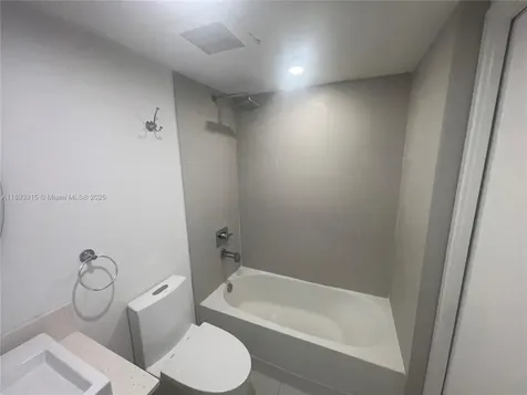13800 Highland Drive North Miami Beach FL 33181