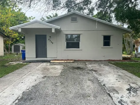 6359 SW 1st Street Margate FL 33068
