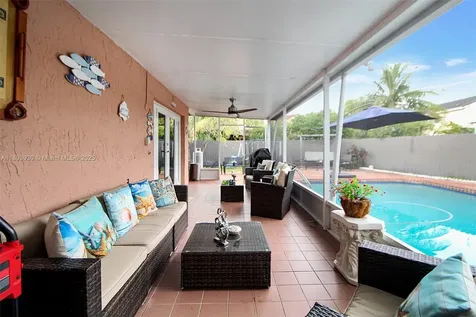 13246 SW 9th Terrace Miami FL 33184