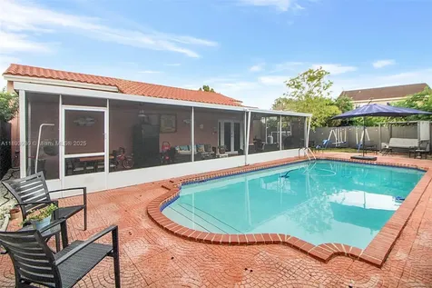 13246 SW 9th Terrace Miami FL 33184