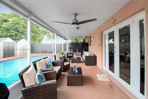13246 SW 9th Terrace Miami FL 33184