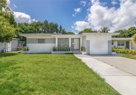 2718 Adams Street Hollywood FL 33020