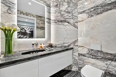 17901 Collins Avenue Sunny Isles Beach FL 33160