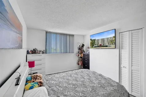 1251 NE 108th Street Miami FL 33161