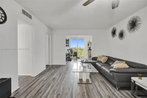 1251 NE 108th Street Miami FL 33161