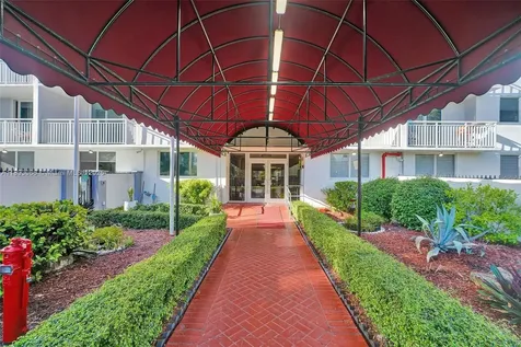 1251 NE 108th Street Miami FL 33161