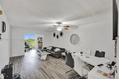 1251 NE 108th Street Miami FL 33161
