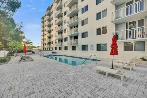 1251 NE 108th Street Miami FL 33161