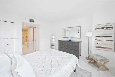 1155 Brickell Bay Drive Miami FL 33131