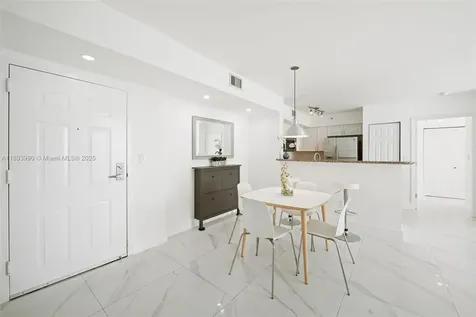 1155 Brickell Bay Drive Miami FL 33131