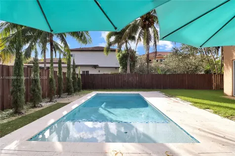1922 SE 22nd Court Homestead FL 33035
