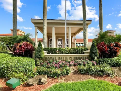 1922 SE 22nd Court Homestead FL 33035