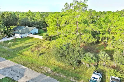1407 Mckinley Avenue Lehigh Acres FL 33972