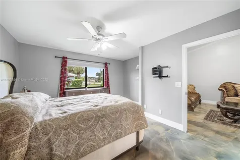 3875 Island Club W Lantana FL 33462
