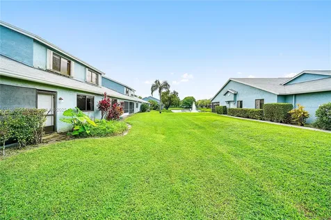 3875 Island Club W Lantana FL 33462