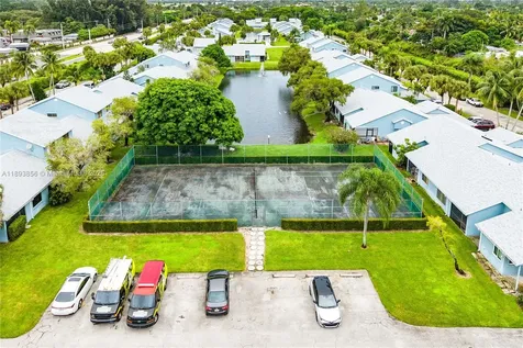 3875 Island Club W Lantana FL 33462